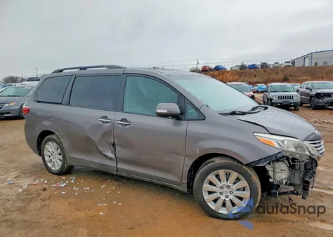 2016 Toyota Sienna Xle z USA, uszkodzony, nr VIN 5TDYK3DC7GS755785